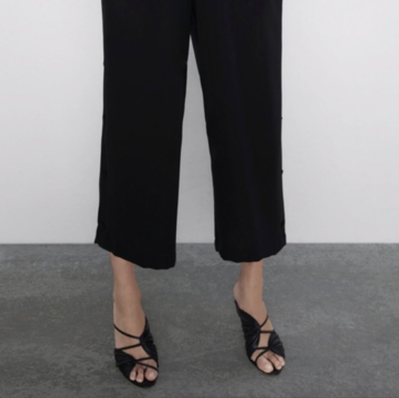 Zara JUMPSUIT with BUTTONED Straps - Picture 3 of 7